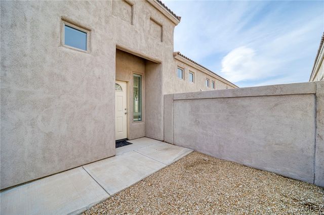 1045 Bella Luna Drive, Bullhead City, AZ 86429