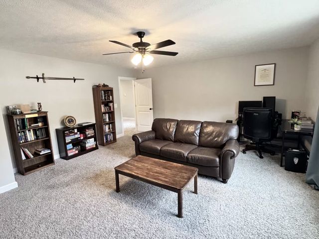 1057 Brightwood Ct, Clarksville, TN 37043