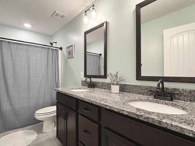 1057 Brightwood Ct, Clarksville, TN 37043