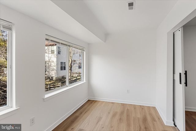 828 CHANTICLEER, Cherry Hill, NJ 08003