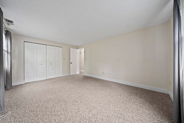 6 Kingswood Dr 11, Abington, MA 02351