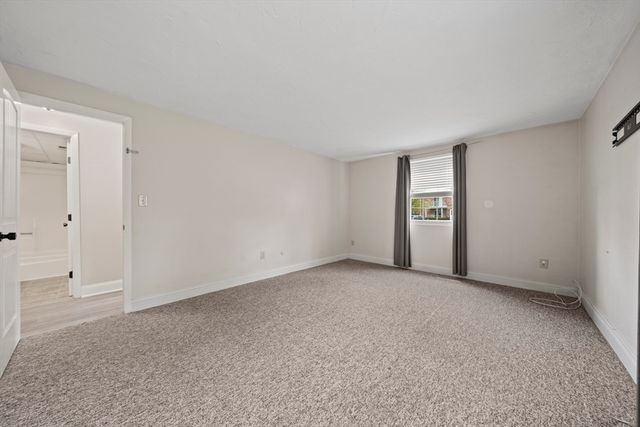 6 Kingswood Dr 11, Abington, MA 02351
