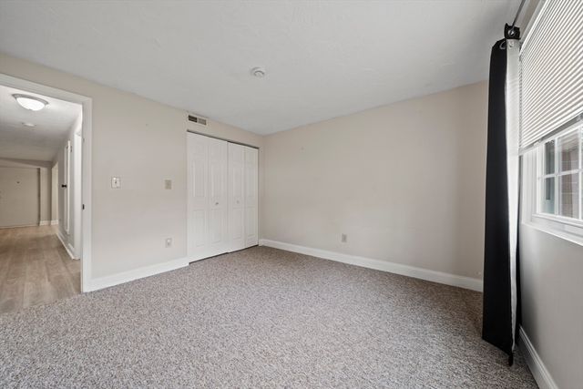 6 Kingswood Dr 11, Abington, MA 02351