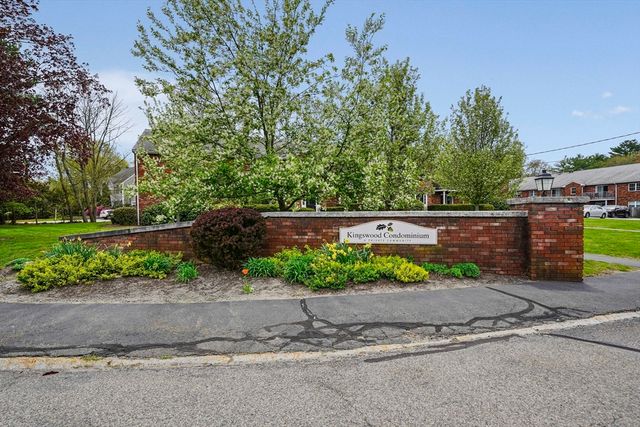 6 Kingswood Dr 11, Abington, MA 02351