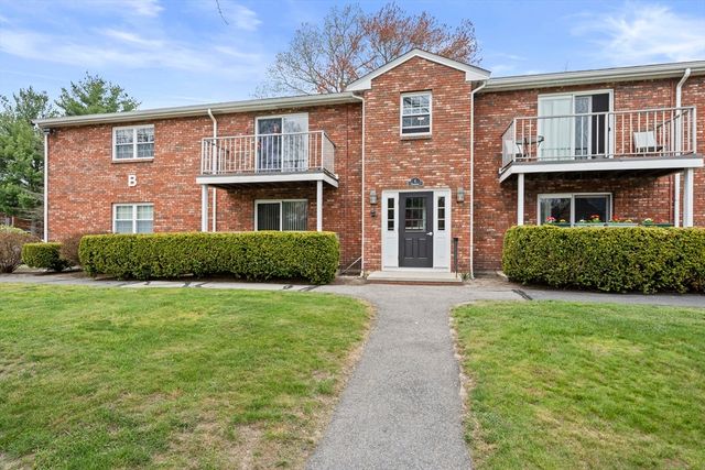 6 Kingswood Dr 11, Abington, MA 02351