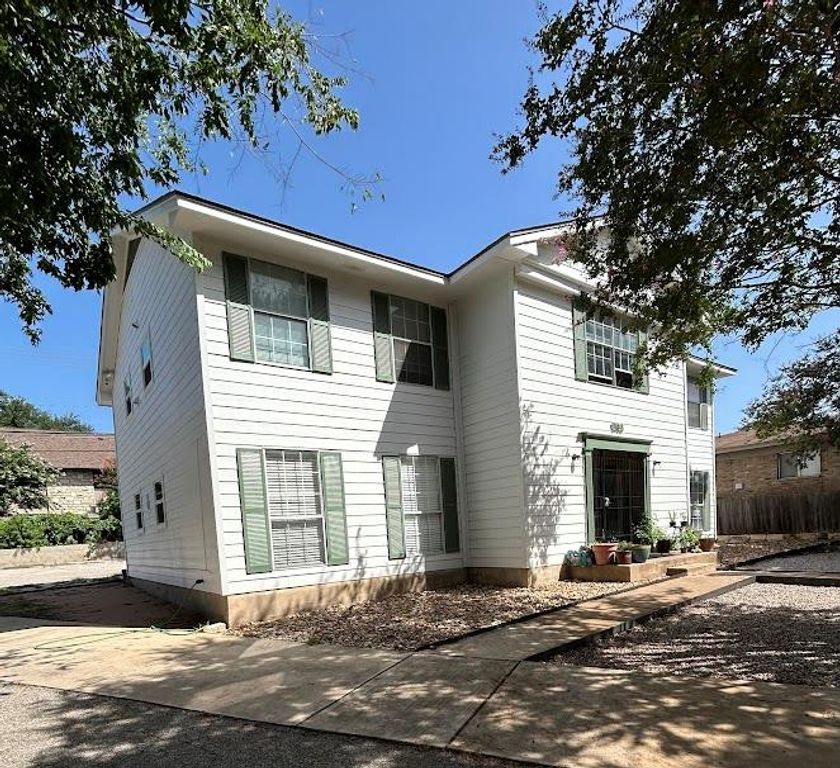3432 Willowrun DR C, Austin, TX 78704