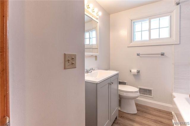 130 Seminole Parkway, Cheektowaga, NY 14225