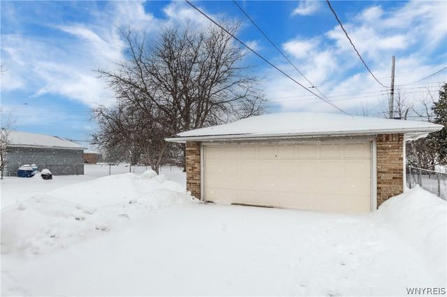 130 Seminole Parkway, Cheektowaga, NY 14225