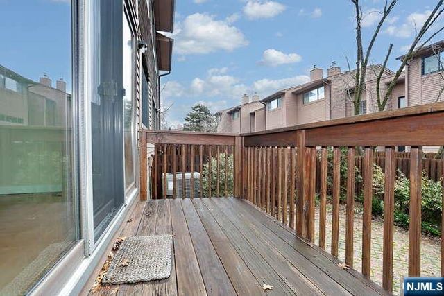 74 Woodbury Court 74C, Twp Of Washington, NJ 07676