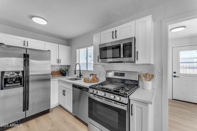 1518 E PIERCE Street, Phoenix, AZ 85006