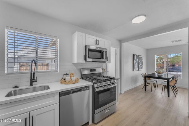 1518 E PIERCE Street, Phoenix, AZ 85006