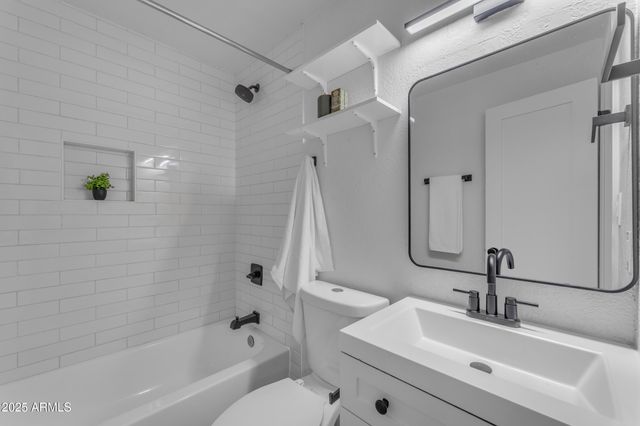 1518 E PIERCE Street, Phoenix, AZ 85006