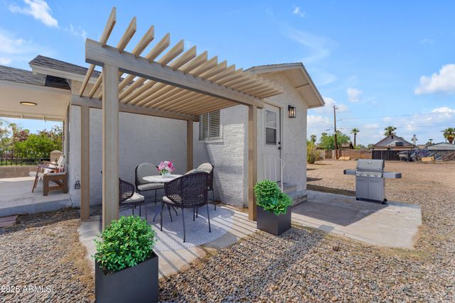 1518 E PIERCE Street, Phoenix, AZ 85006