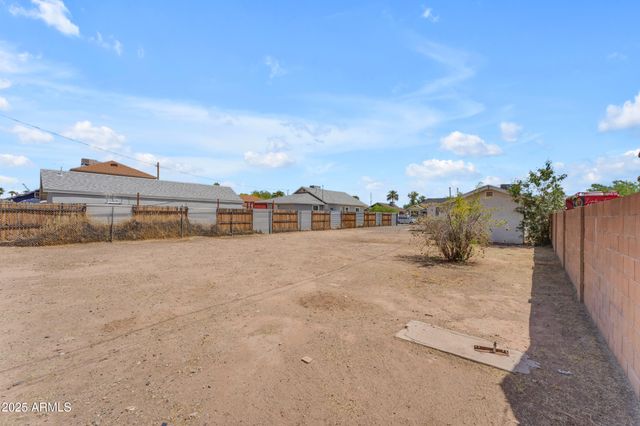 1518 E PIERCE Street, Phoenix, AZ 85006