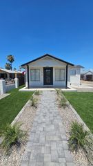 1518 E PIERCE Street, Phoenix, AZ 85006