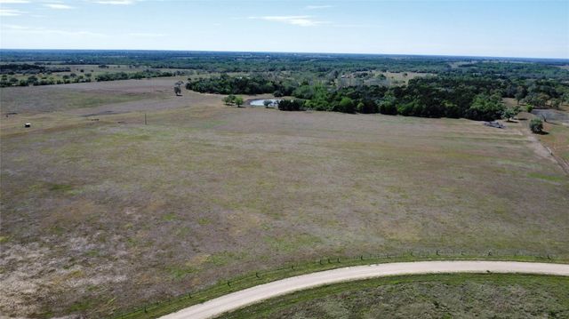 2749 County Road 173, Hallettsville, TX 77964