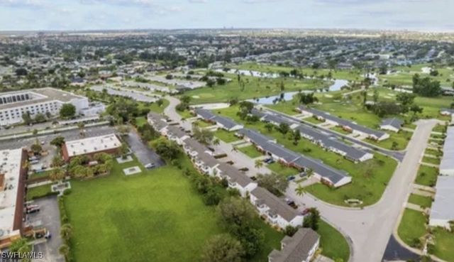 7019 Cedarhurst DR 9B, Fort Myers, FL 33919