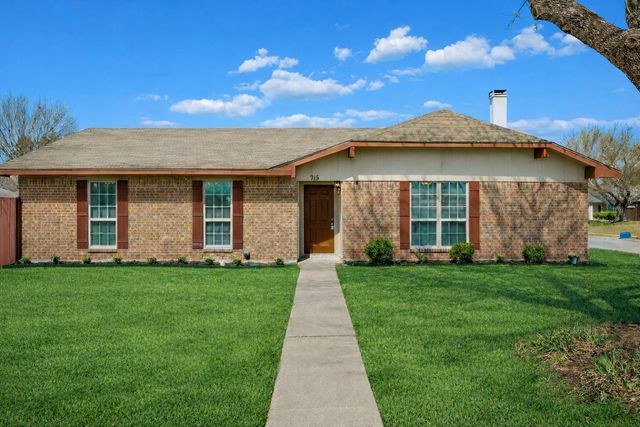 715 Orchard Court, Duncanville, TX 75137
