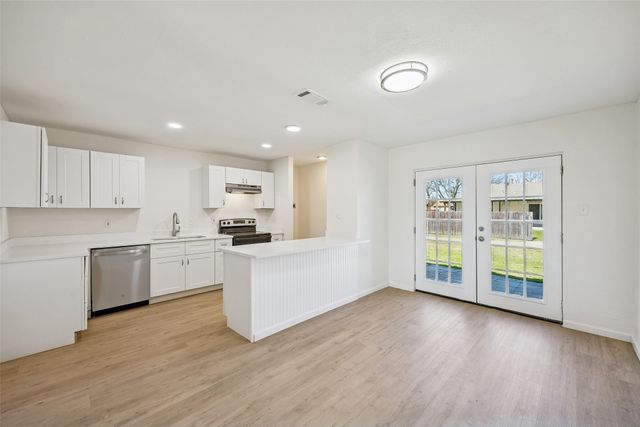 715 Orchard Court, Duncanville, TX 75137