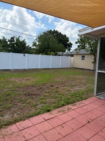 11601 109TH STREET, Seminole, FL 33778