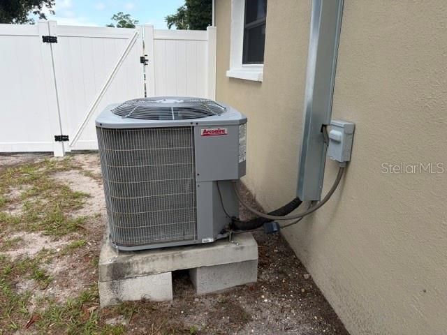 11601 109TH STREET, Seminole, FL 33778