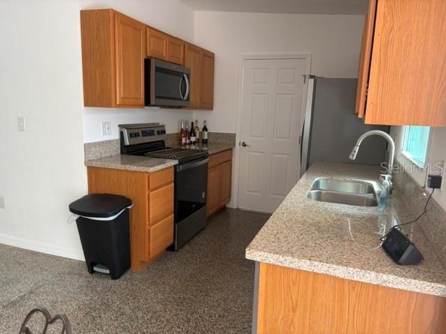 11601 109TH STREET, Seminole, FL 33778