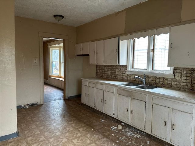 65-67 Lake View Park, Rochester, NY 14613