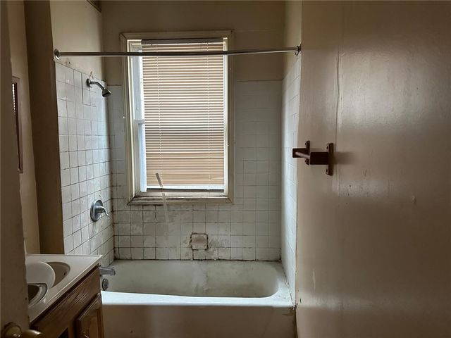 65-67 Lake View Park, Rochester, NY 14613