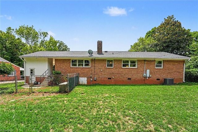 1004 Onslow Drive, Greensboro, NC 27408