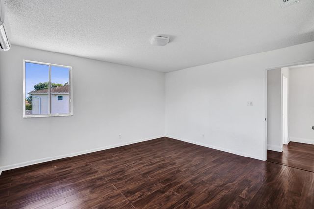 9855 Robins Nest Road, Boca Raton, FL 33496