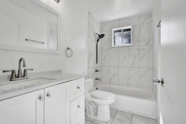 9855 Robins Nest Road, Boca Raton, FL 33496