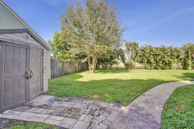 9855 Robins Nest Road, Boca Raton, FL 33496