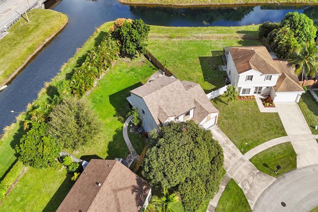 9855 Robins Nest Road, Boca Raton, FL 33496