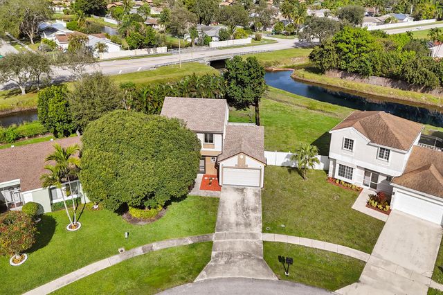 9855 Robins Nest Road, Boca Raton, FL 33496