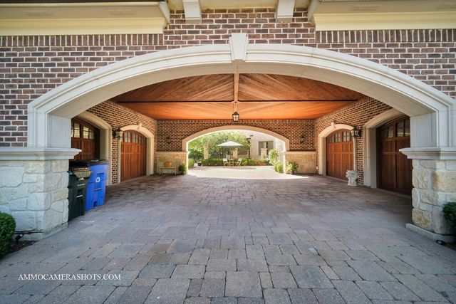 8 Brooke Lane, South Barrington, IL 60010