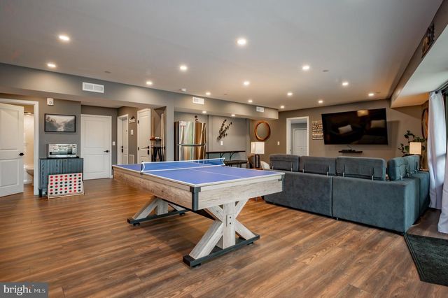 16 GRAND ESTATES DR, Mc Henry, MD 21541