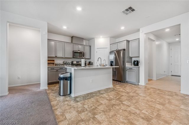 6329 Voss Street, North Las Vegas, NV 89081