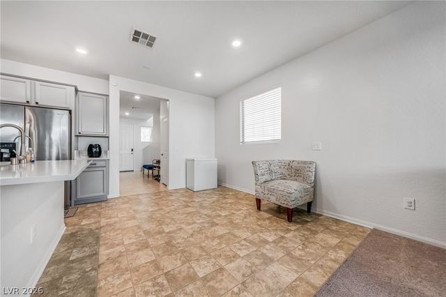 6329 Voss Street, North Las Vegas, NV 89081