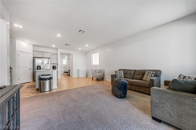 6329 Voss Street, North Las Vegas, NV 89081