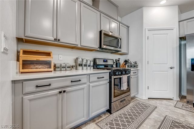 6329 Voss Street, North Las Vegas, NV 89081