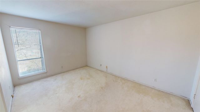 902 S Weatherred Drive 902F, Richardson, TX 75080