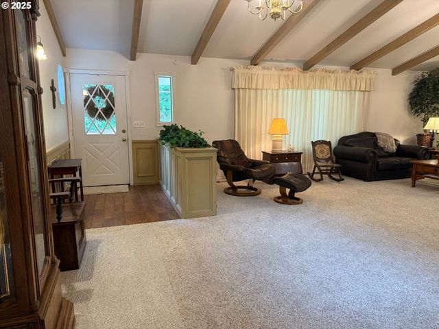 84226 CLEAR LAKE Rd, Florence, OR 97439