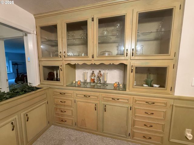 84226 CLEAR LAKE Rd, Florence, OR 97439