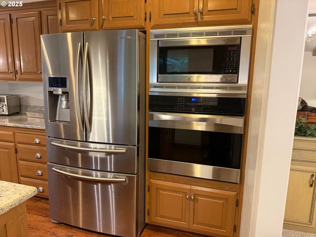 84226 CLEAR LAKE Rd, Florence, OR 97439