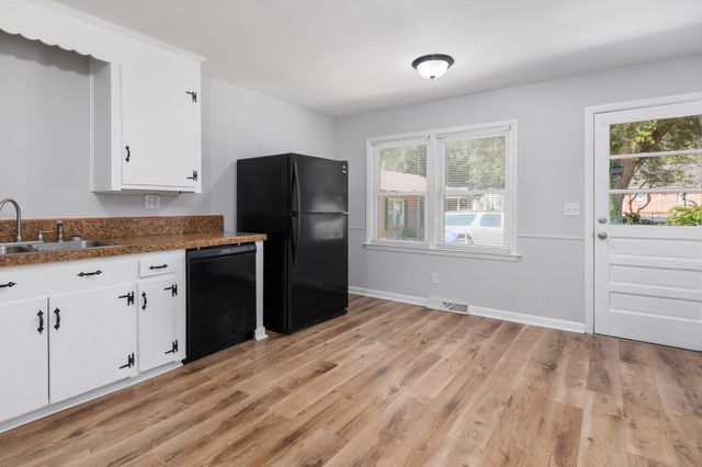 4557 W Montague Avenue, North Charleston, SC 29418
