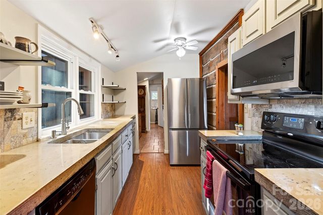 951,953,955,959 NC 9 Highway, Black Mountain, NC 28711