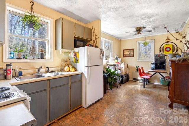 951,953,955,959 NC 9 Highway, Black Mountain, NC 28711