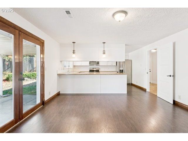 4819 Se ROETHE Rd, Milwaukie, OR 97267