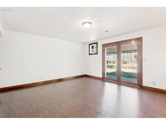 4819 Se ROETHE Rd, Milwaukie, OR 97267