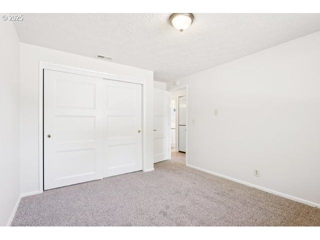 4819 Se ROETHE Rd, Milwaukie, OR 97267